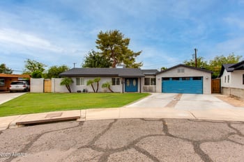 3818 32nd Pl, Phoenix, AZ 85018
