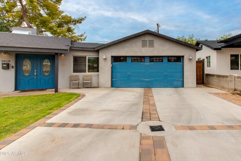 3818 32nd Pl, Phoenix, AZ 85018