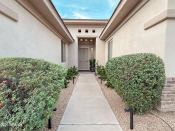 3818 E Crest Ln, Phoenix, AZ 85050