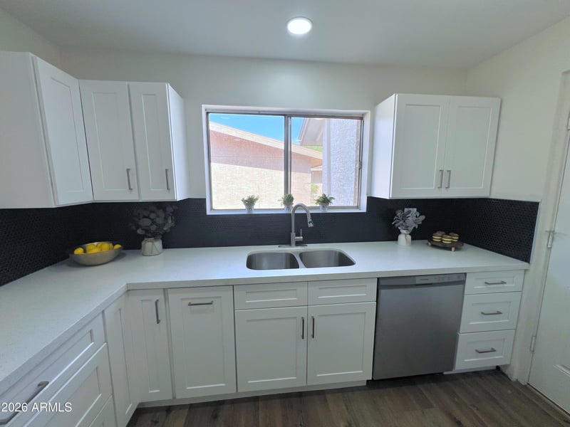 3818 W Ruth Ave, Phoenix, AZ 85051