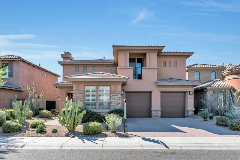 3819 E Daley Ln, Phoenix, AZ 85050