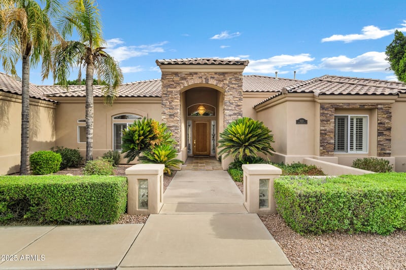 3819 Ivyglen St, Mesa, AZ 85205