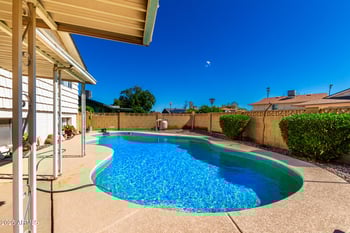 3819 Mauna Loa Ln, Phoenix, AZ 85053