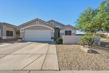 3819 Chama Dr, Glendale, AZ 85310