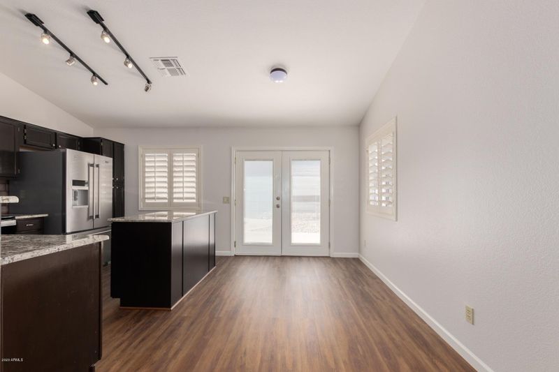 3819 W Firehawk Dr, Glendale, AZ 85308