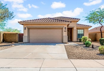 3819 W Links Dr, Phoenix, AZ 85086