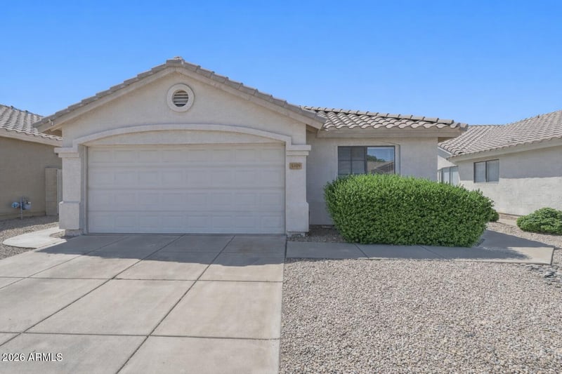 3819 Tonopah Dr, Glendale, AZ 85308