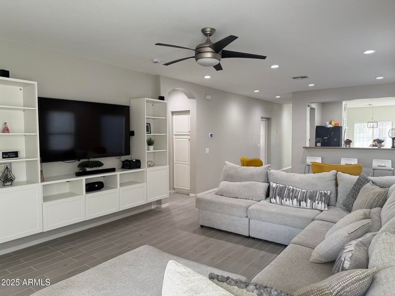 382 Maddison St, San Tan Valley, AZ 85140