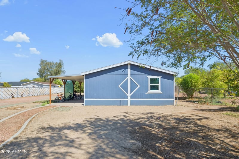 3820 W Lone Cactus Dr, Glendale, AZ 85308