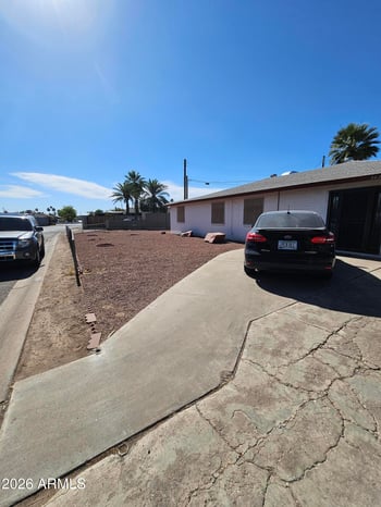 3820 W Monte Vista Rd, Phoenix, AZ 85009