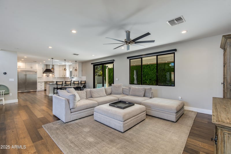 3821 Devonshire Ave, Phoenix, AZ 85018