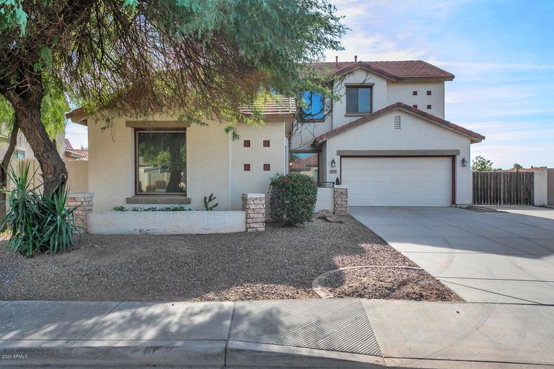 3821 E Packard Dr, Gilbert, AZ 85298