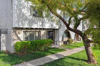 3821 N 28th St, Phoenix, AZ 85016