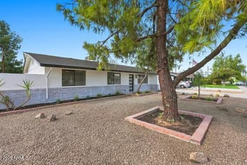 3821 W Desert Park Ln, Phoenix, AZ 85051