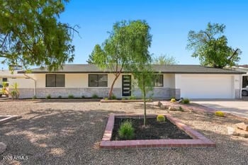 3821 W Desert Park Ln, Phoenix, AZ 85051