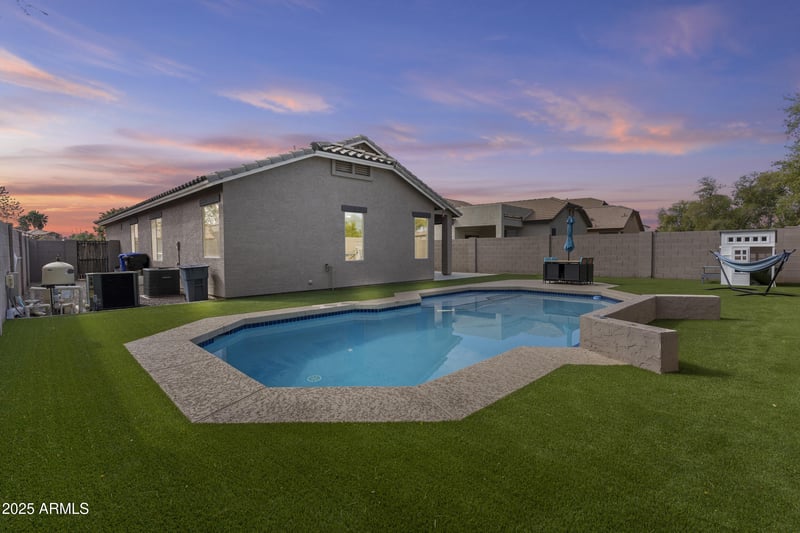 3822 Coach House Dr, Gilbert, AZ 85297