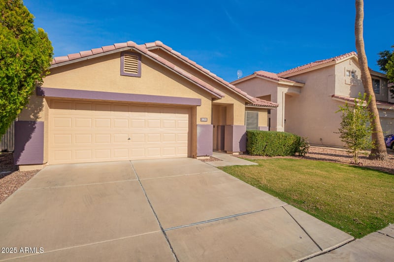 3822 W Fallen Leaf Ln, Glendale, AZ 85310
