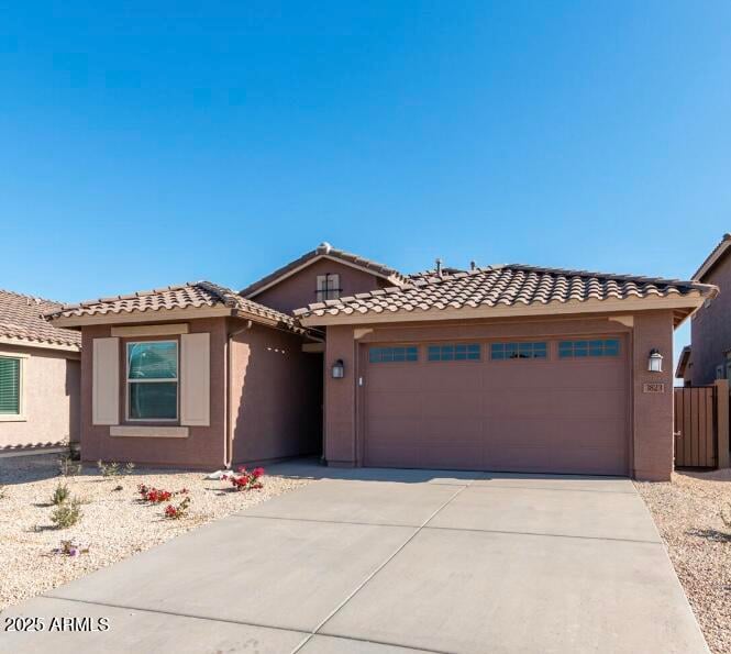 3823 64th Dr, Phoenix, AZ 85043