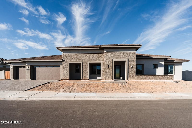 3823 Lodge Dr, Laveen, AZ 85339