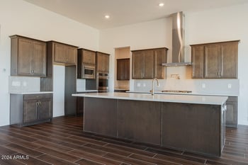 3823 Lodge Dr, Laveen, AZ 85339