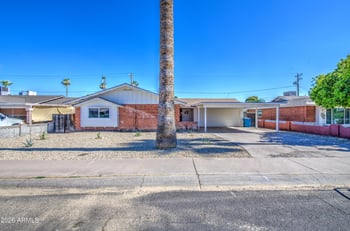 3823 Rose Ln, Phoenix, AZ 85019