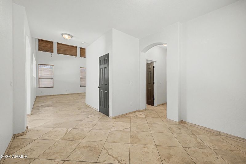 3823 W Villa Linda Dr, Glendale, AZ 85310
