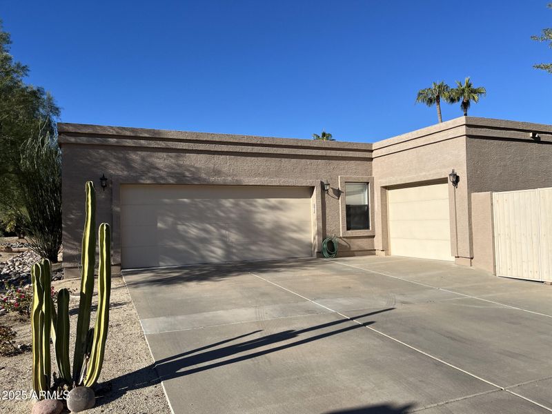 3824 E Kachina Dr, Phoenix, AZ 85044