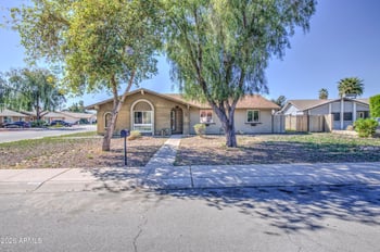 3824 Shangri La Rd, Phoenix, AZ 85029
