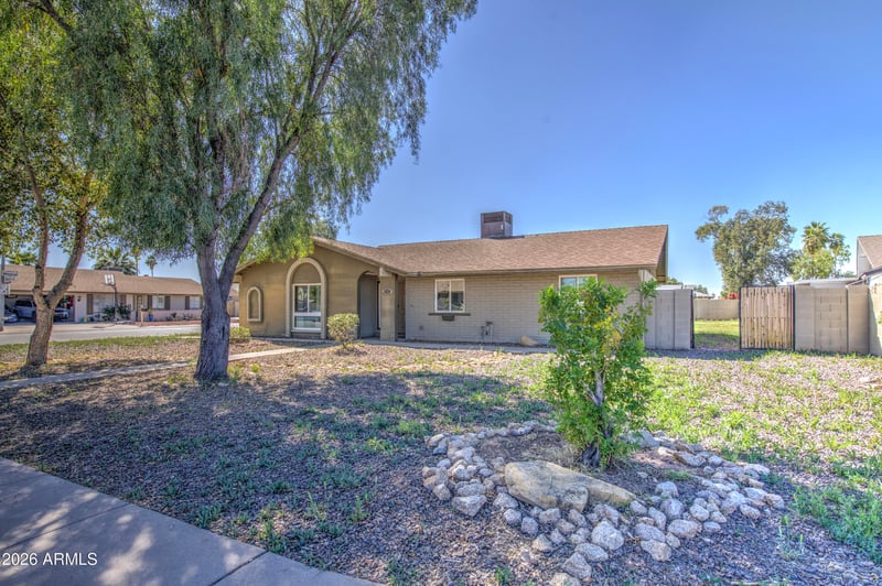 3824 Shangri La Rd, Phoenix, AZ 85029