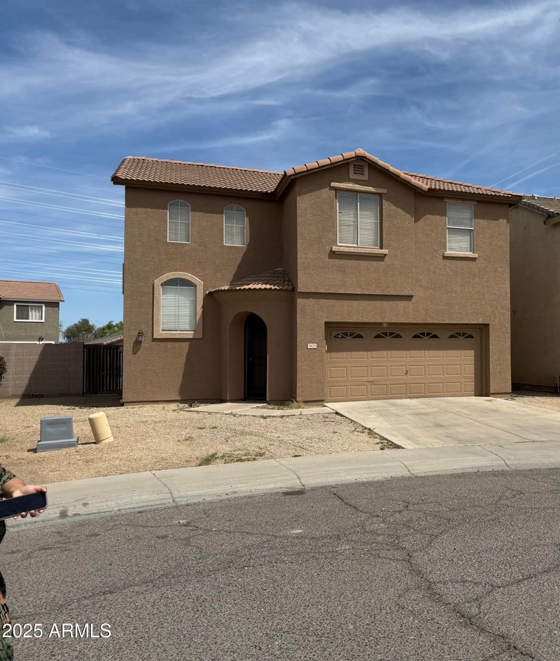 3825 60 Dr, Phoenix, AZ 85043