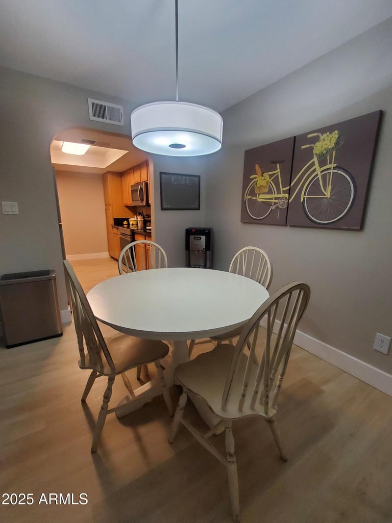 3825 Camelback Rd #176, Phoenix, AZ 85018