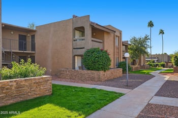 3825 Camelback Rd #230, Phoenix, AZ 85018