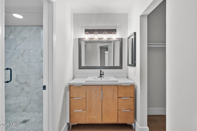 3825 Camelback Rd #291, Phoenix, AZ 85018