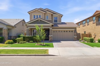 3825 Arabian Dr, Gilbert, AZ 85296