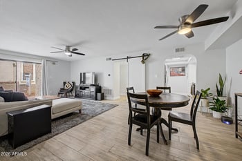 3825 E Camelback Rd #122, Phoenix, AZ 85018