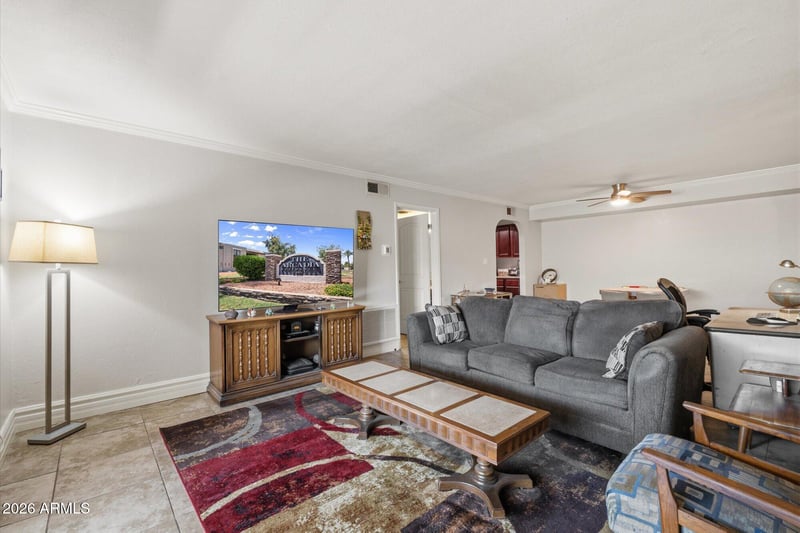3825 E Camelback Rd #214, Phoenix, AZ 85018