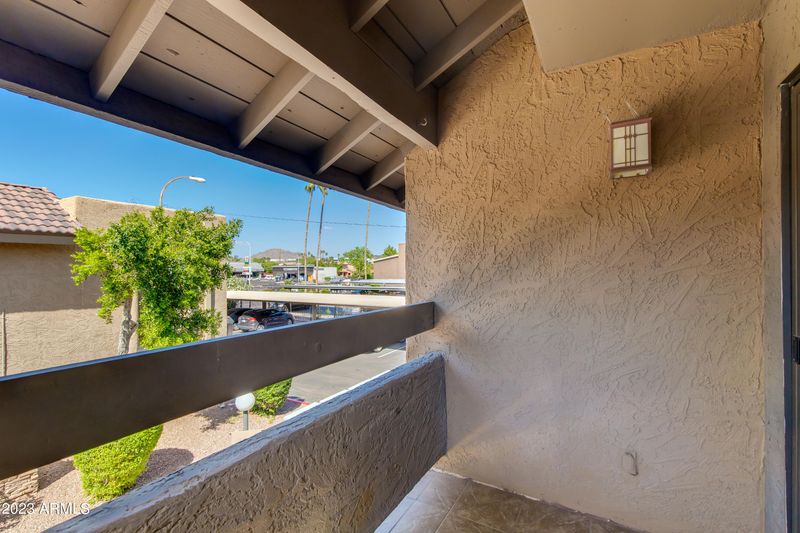 3825 E Camelback Rd #216, Phoenix, AZ 85018