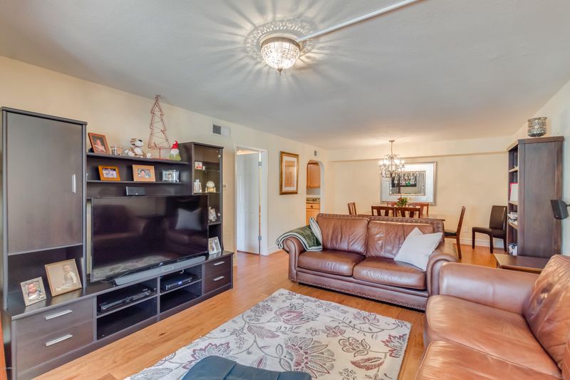 3825 E Camelback Rd #218, Phoenix, AZ 85018