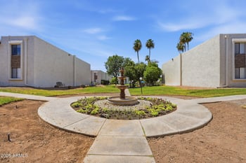 3825 E Camelback Rd #245, Phoenix, AZ 85018