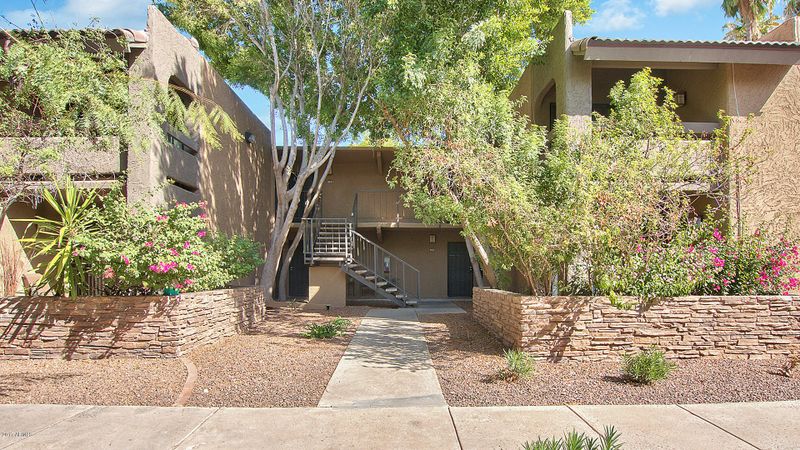 3825 E Camelback Rd #261, Phoenix, AZ 85018