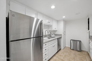 3825 Camelback Rd #186, Phoenix, AZ 85018