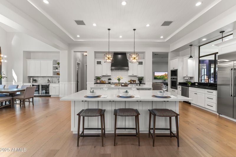 3825 E Coolidge St, Phoenix, AZ 85018