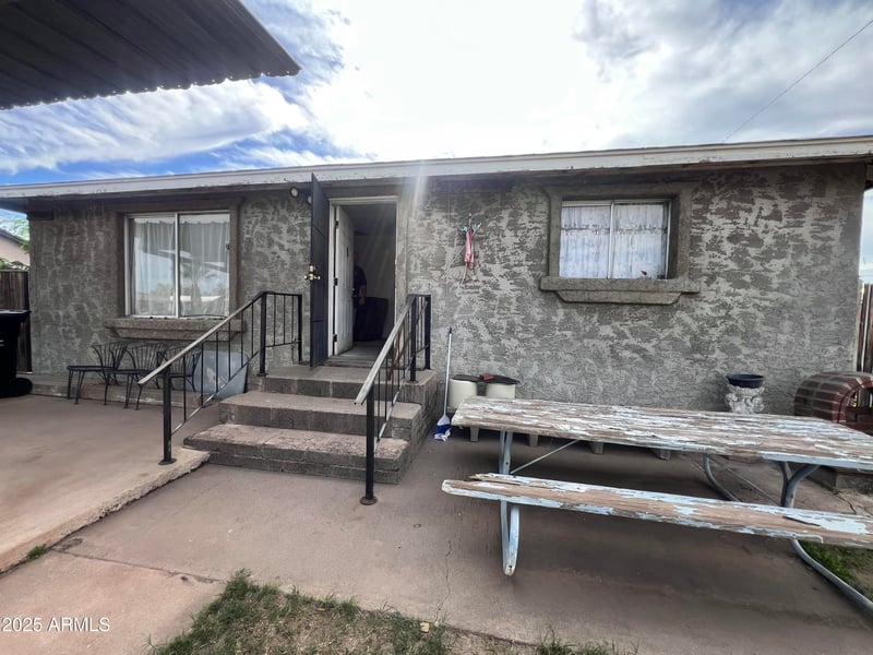 3825 Latham St, Phoenix, AZ 85009