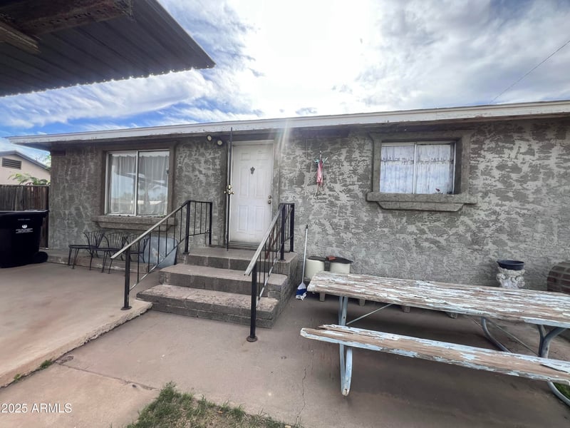 3825 Latham St, Phoenix, AZ 85009