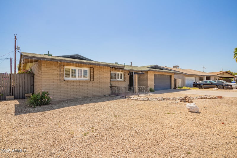 3825 Royal Palm Rd, Phoenix, AZ 85051