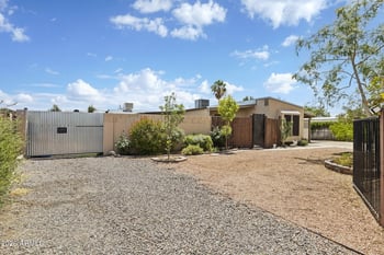 3825 W Rose Garden Ln, Glendale, AZ 85308
