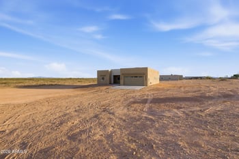 38253 Missouri Ave, Tonopah, AZ 85354