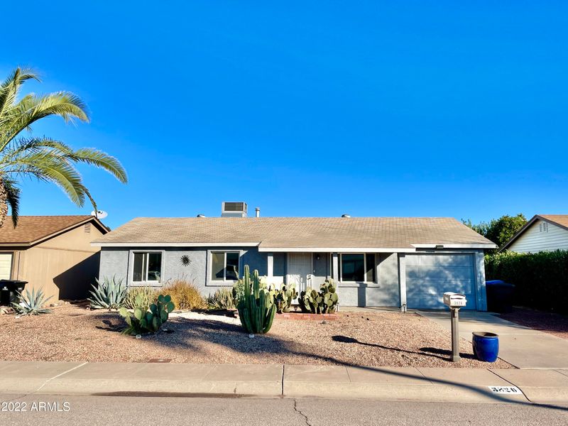 3826 E Surrey Ave, Phoenix, AZ 85032