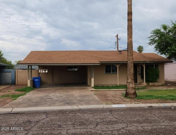 3826 Flynn Ln, Phoenix, AZ 85019