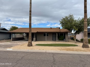 3826 Flynn Ln, Phoenix, AZ 85019